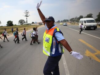 What qualifications do I need to become a traffic officer?